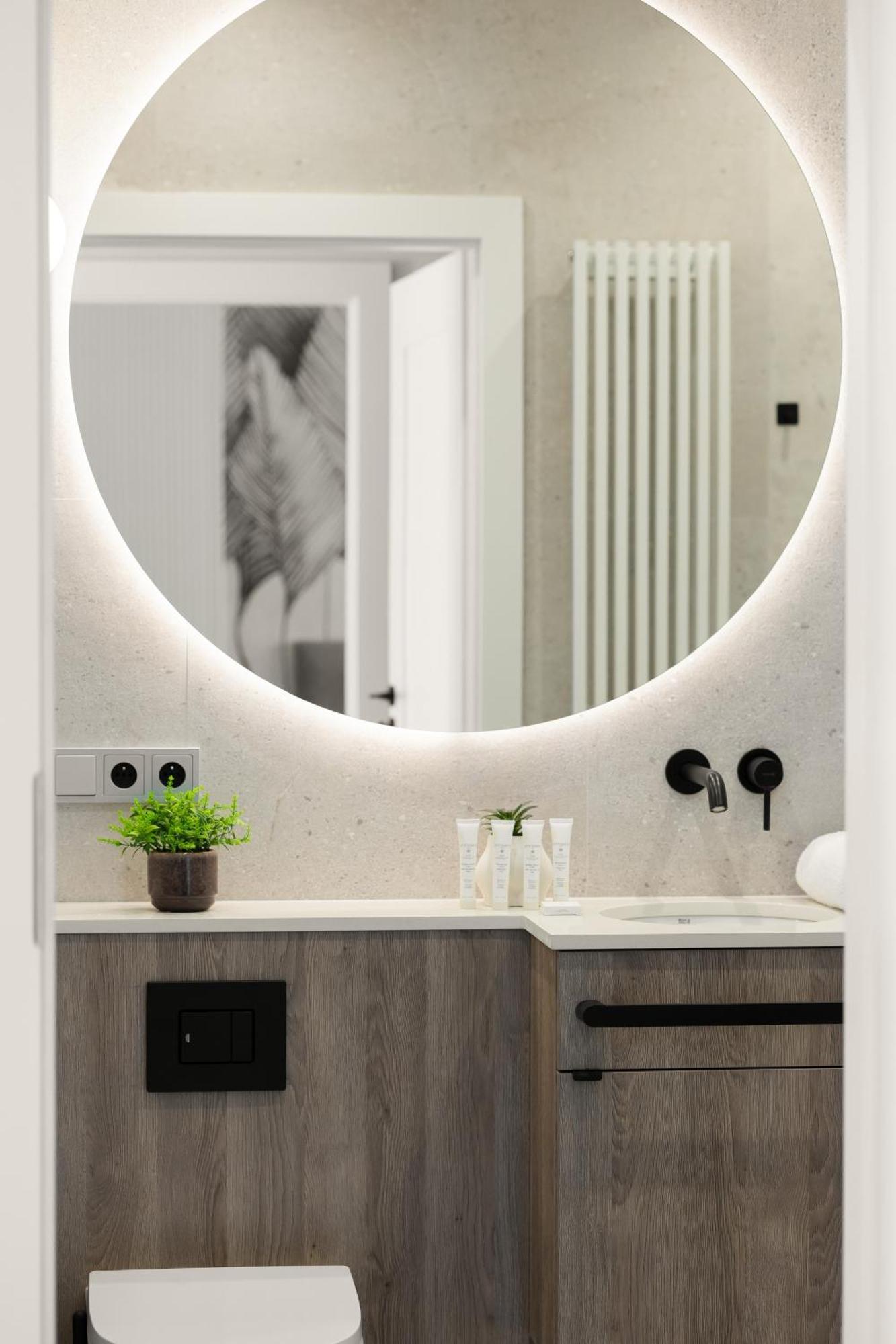 Apartament Luxurious In With Sauna And Gym By Renters Prestige Warszawa