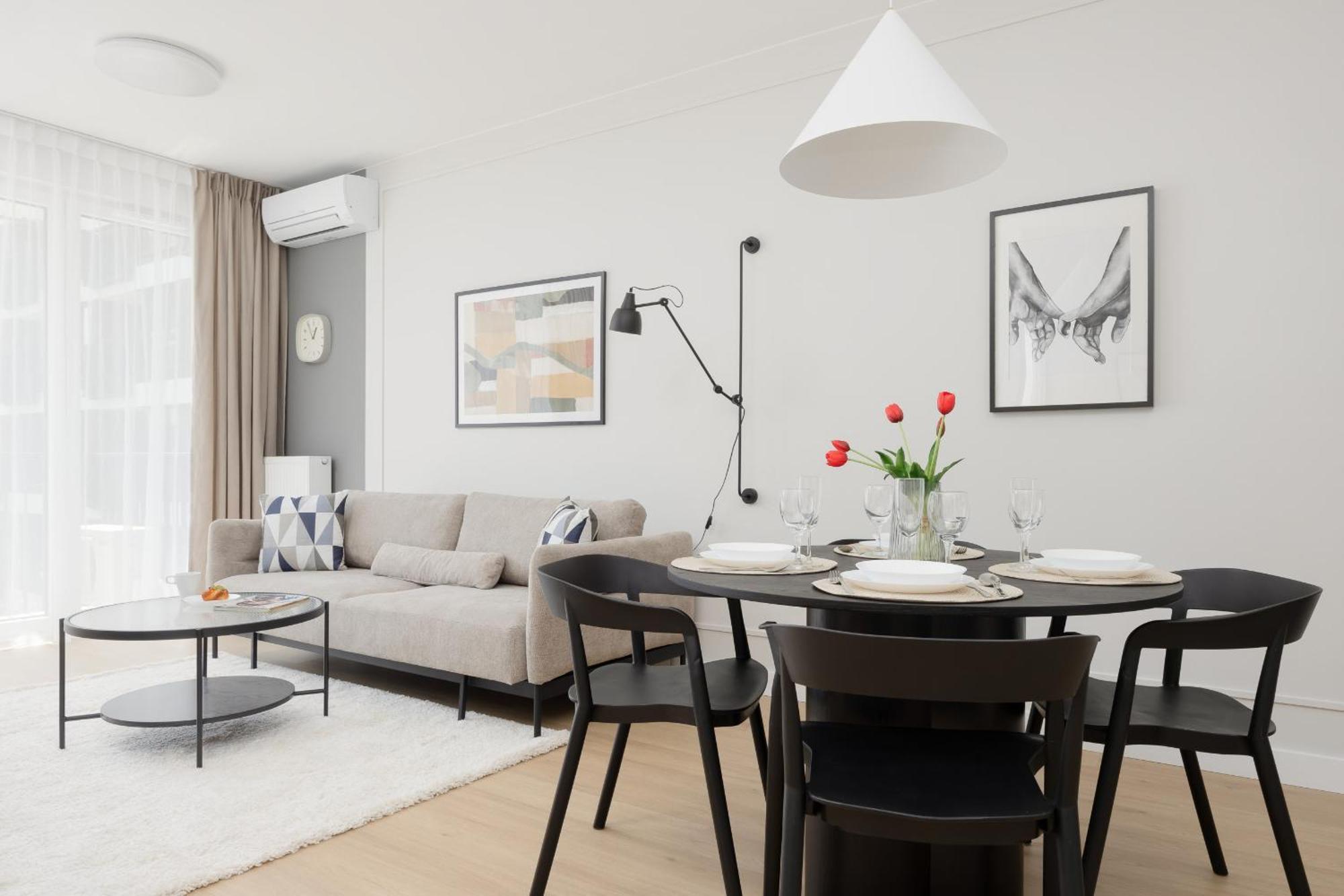 Apartament Luxurious In With Sauna And Gym By Renters Prestige