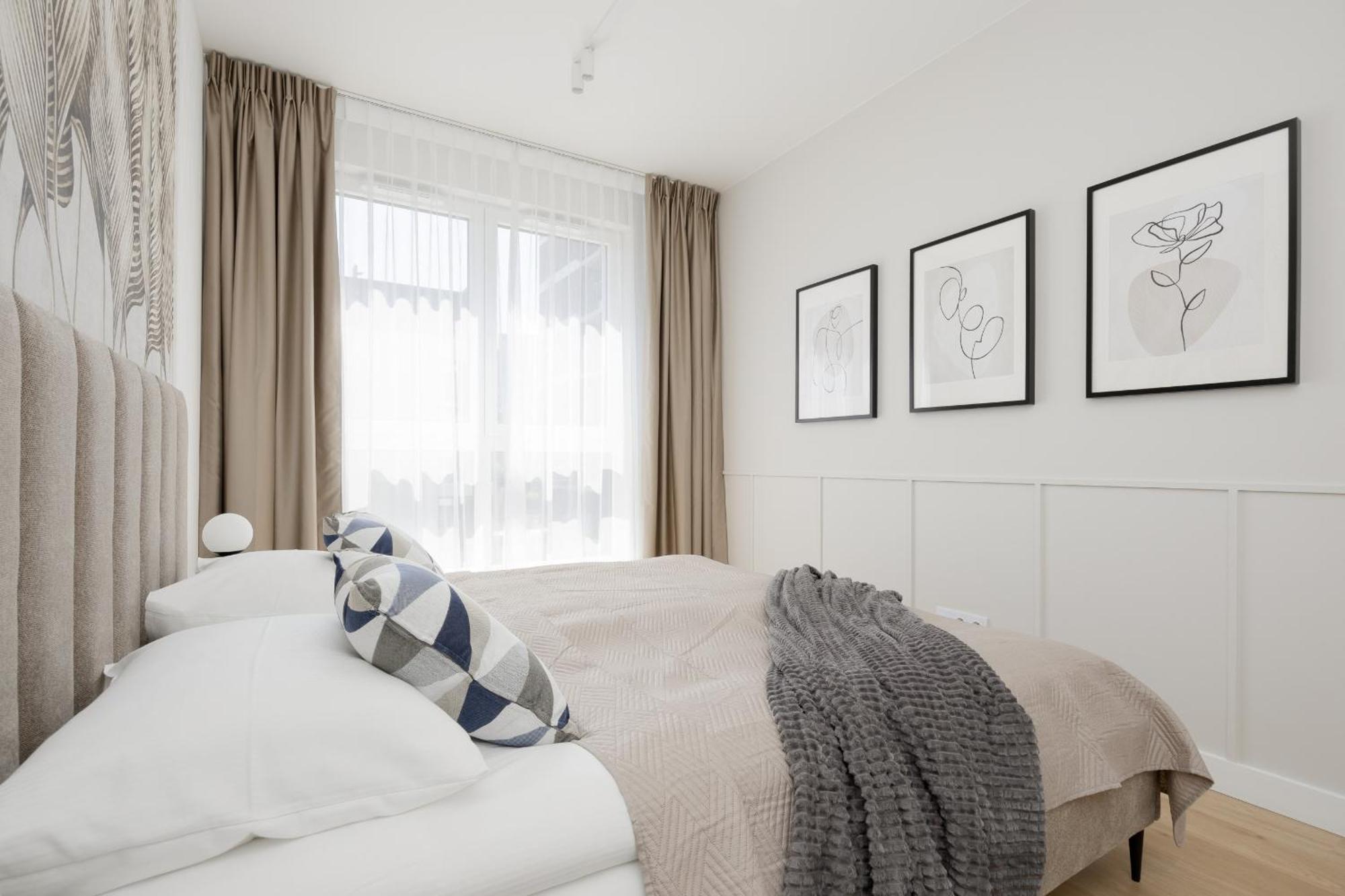 Luxurious In With Sauna And Gym By Renters Prestige Warszawa